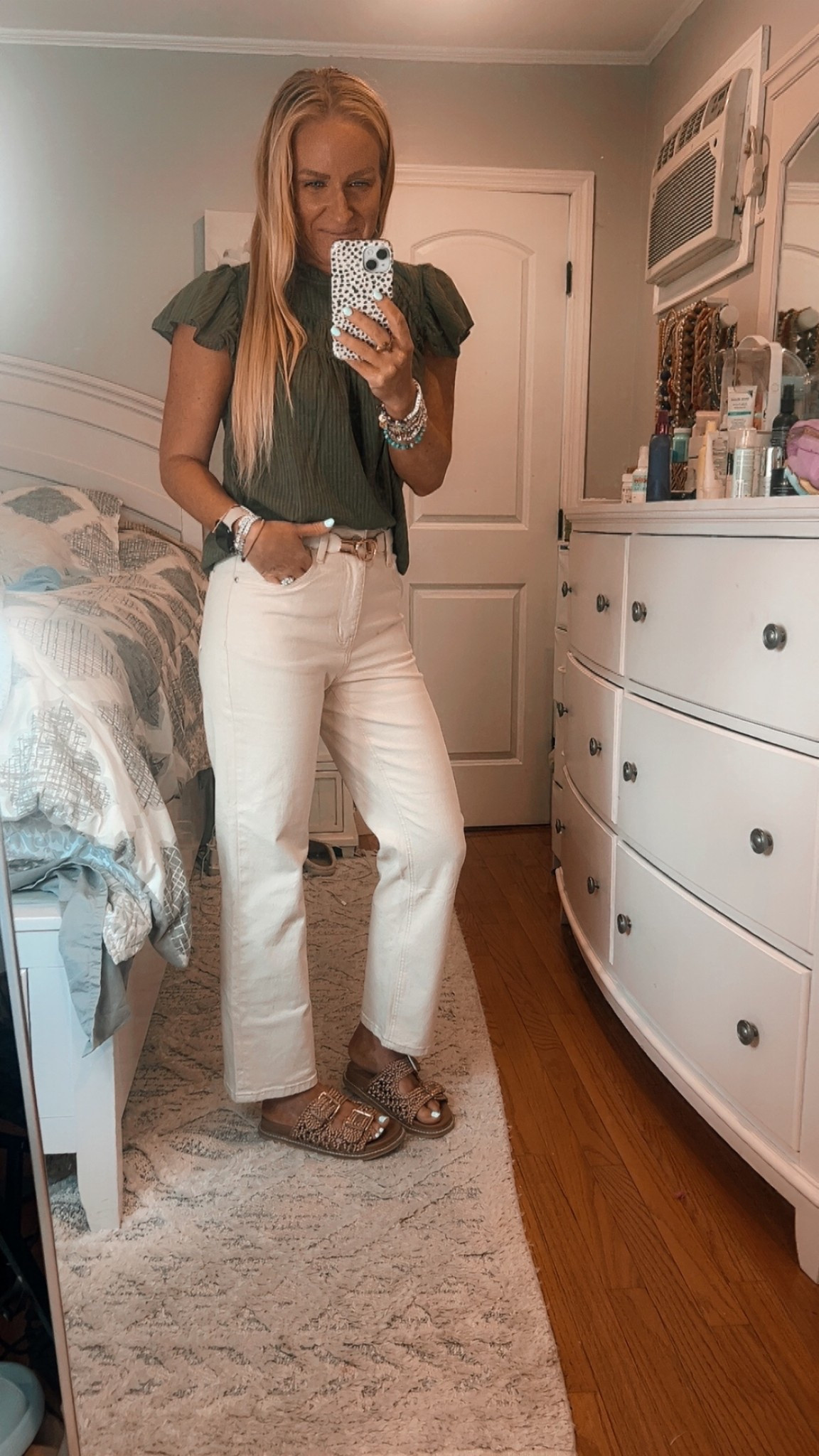 Solan jeans true to size 

#LTKStyleTip #LTKOver40 #LTKWorkwear