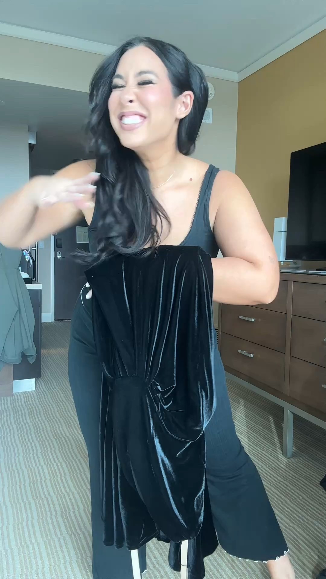 Midsize holiday dress velvet dress
Size xl 

#LTKWedding #LTKHoliday #LTKMidsize