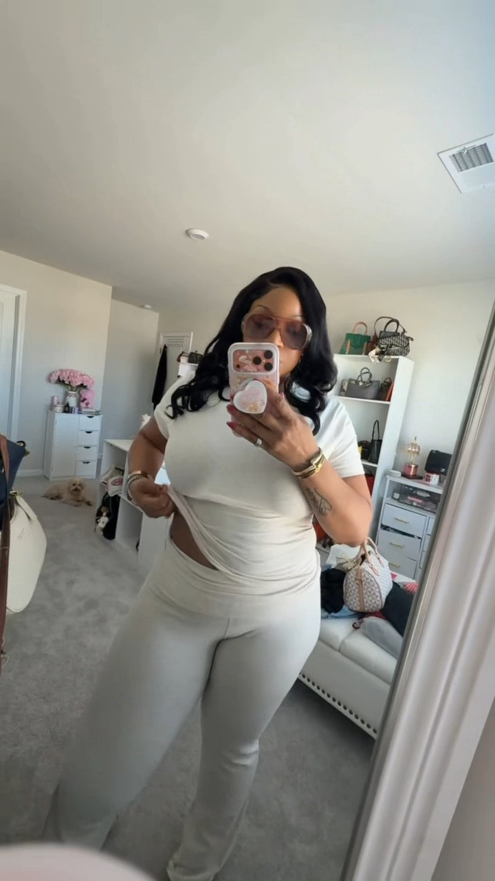 OOTD by Pumiey 🤍
This two-piece set is one of those effortless outfits that always looks put together without trying. The fit is so flattering and the material is super comfortable—perfect for everyday wear or running errands while still looking cute.

Definitely a go-to set I’ll be reaching for on repeat ✨

#ltkstyle #ltkfinds #ltkfashion #twopieceset #everydaystyle #comfyandcute #ootdinspo #casualchic

#LTKSaleAlert #LTKActive #LTKootd