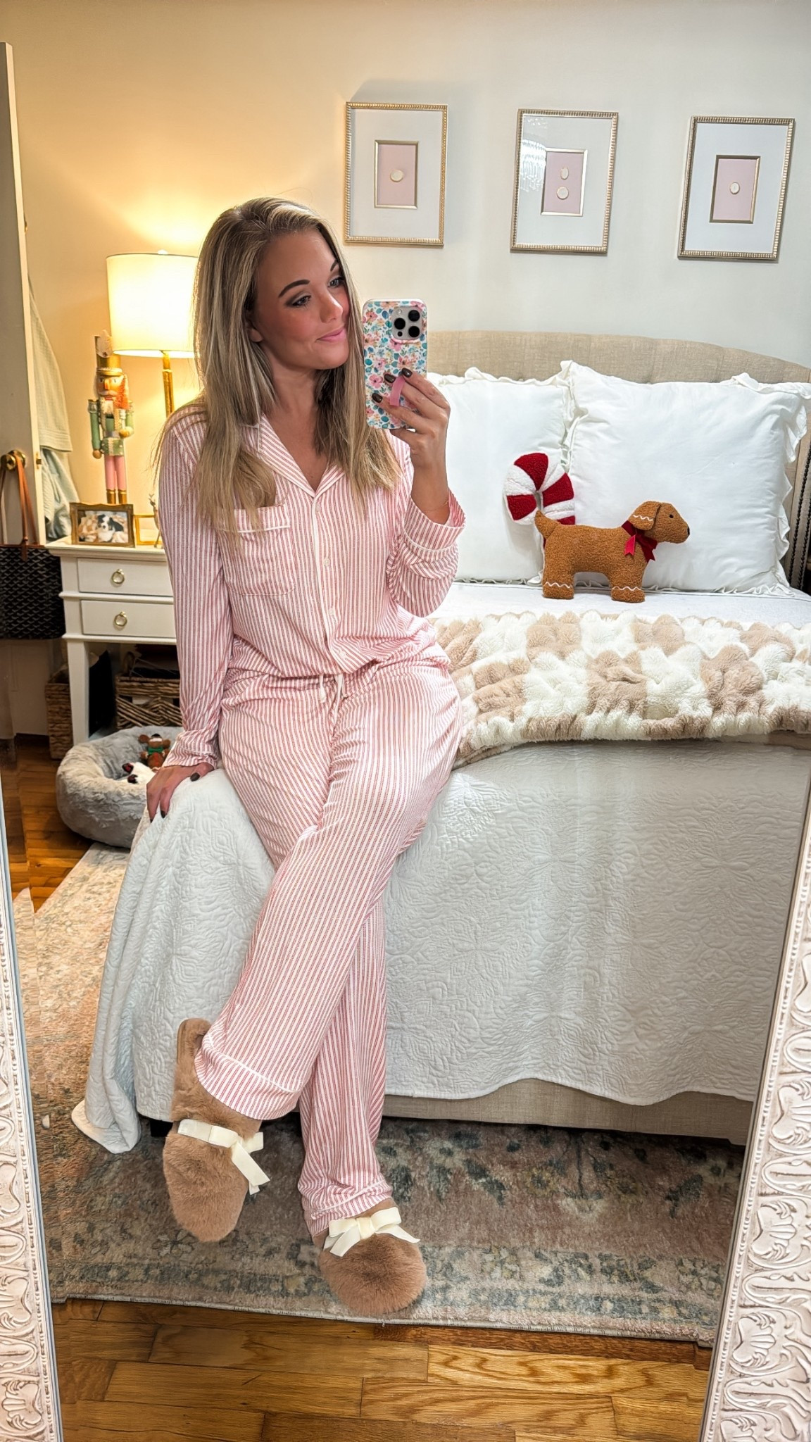 The softest pajamas I’ve ever bought. Perfect for the holiday’s or Christmas morning 🎅🏼🎄
Wearing a small
I’m 5’3, 135 lbs, size 4-6

#target #targetfinds #pajama #christmas

#LTKSeasonal #LTKHoliday #LTKGiftGuide