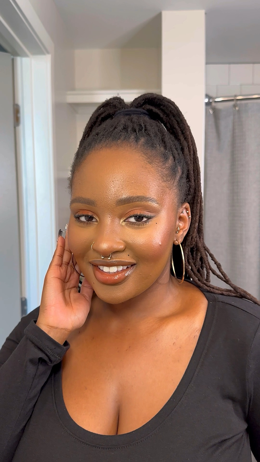 POV Your lip combo matches your fall eyeshadow 🧡🤎
- fall really is that girl from the fashion to the beauty. 
Products used: 
Essence Eye Pencil: 
Elf Camo Blush - Bronze bombshell 
Mac 

#LTKFindsUnder50 #LTKBeauty #LTKHoliday