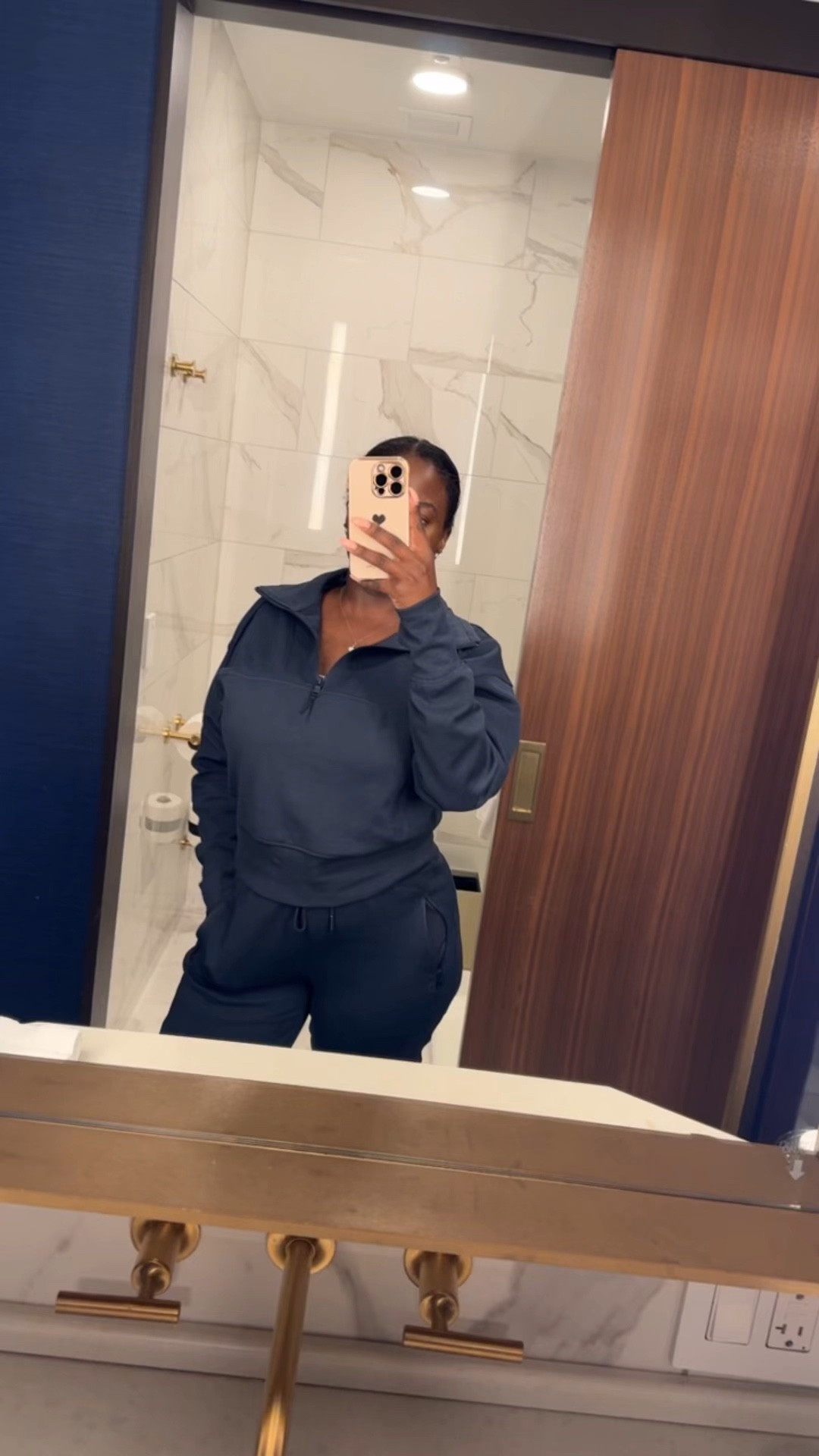 A matching set love to see me coming 💙 airport inspo 

#LTKFindsUnder50 #LTKStyleTip #LTKTravel