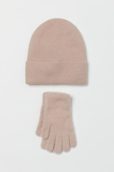 Hat and Gloves | H&M (US + CA)