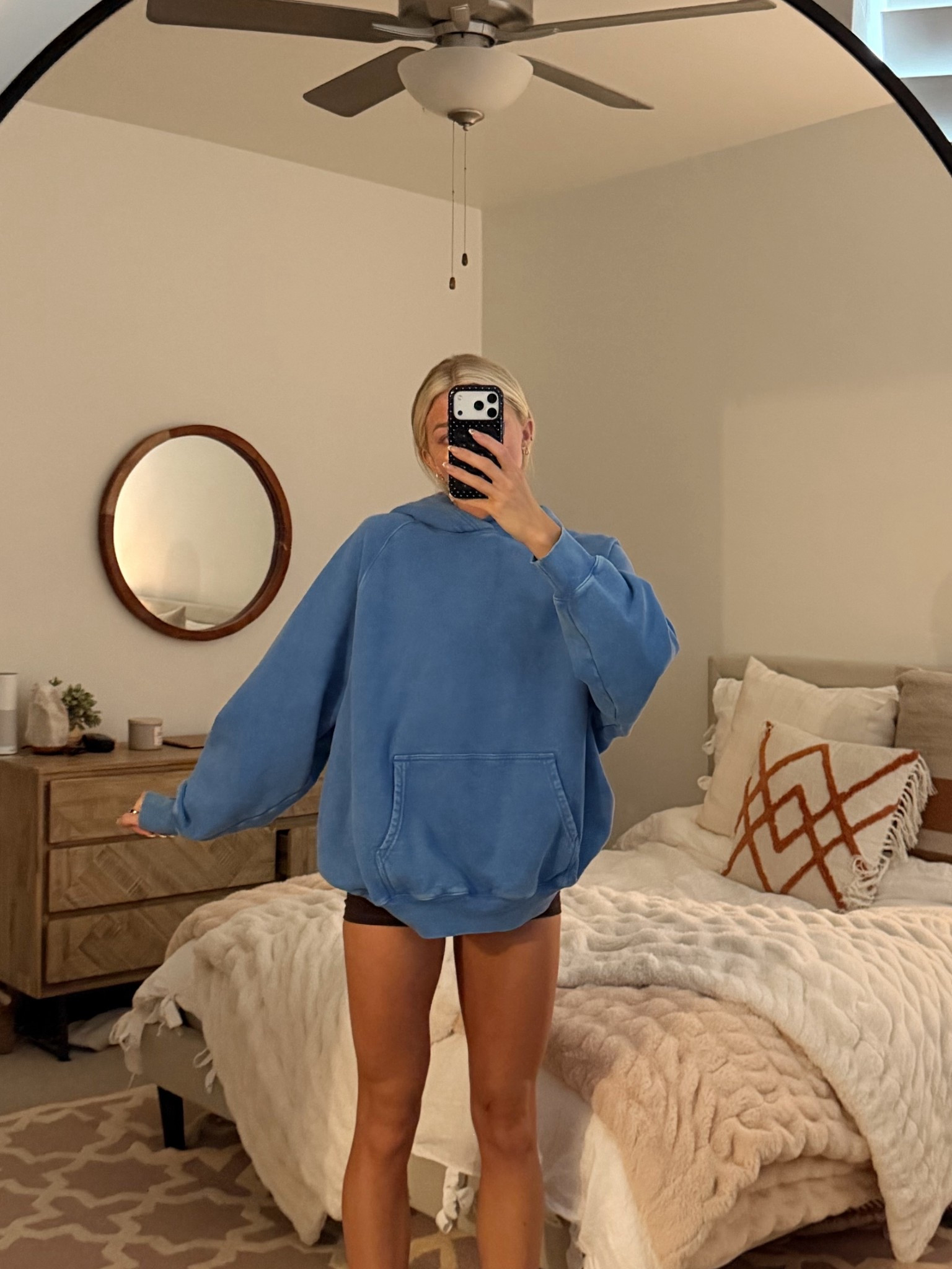 hoodie link 🦋

#LTKfitnessgoals #LTKActive #LTKootd