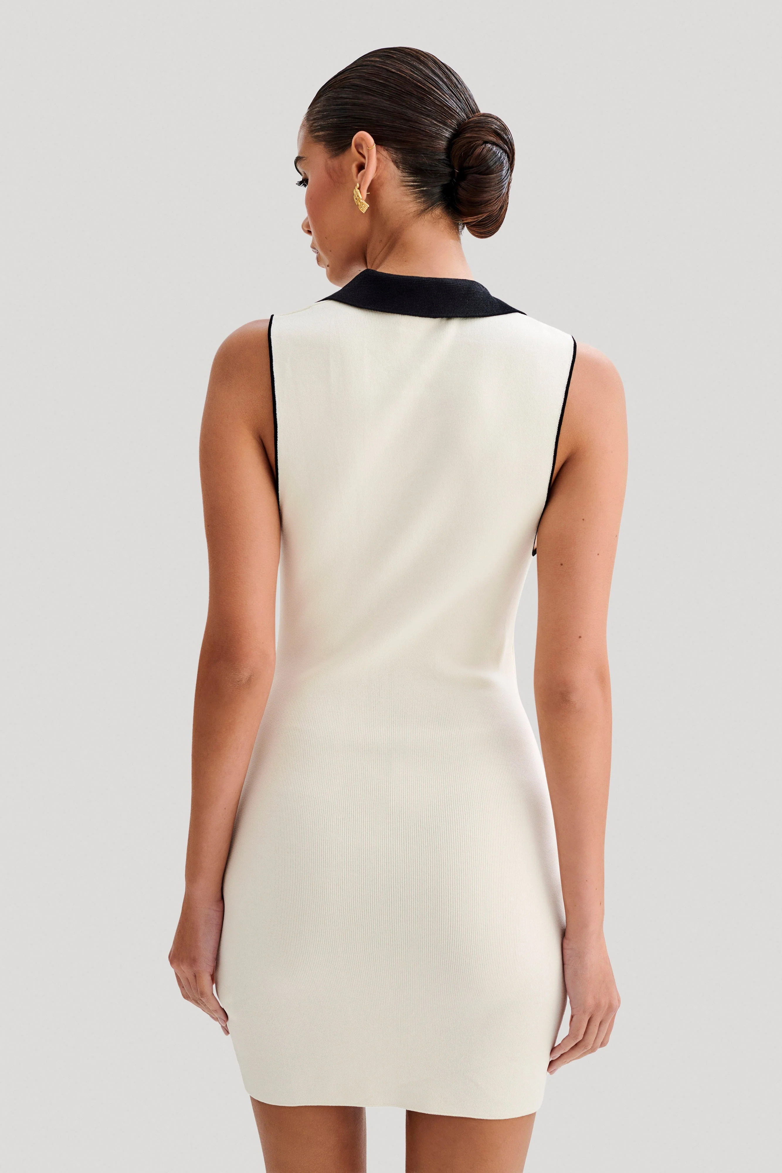 Veruka Collared Contrast Knit Mini Dress - Ivory | MESHKI US