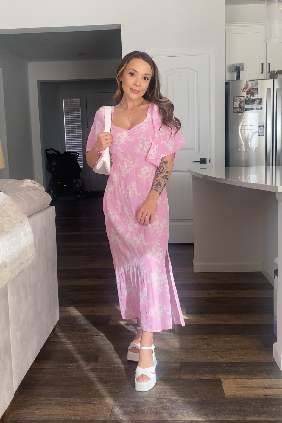 Target Valentines Dress ❤️



#valentines #valentinesday #valentinesdayoutfit #valentinesdaylook #dress #datenightoutfits #outfitideas #valentines_day #dateoutfit #liketoknowit # #datelook #dinnerdate #nighoutlook #brunchdate #brunchlook #brunchoutfit #whiteskirt #target #targetfinds #targerdressc#dress 

#LTKMostLoved #LTKfindsunder50 #LTKmidsize