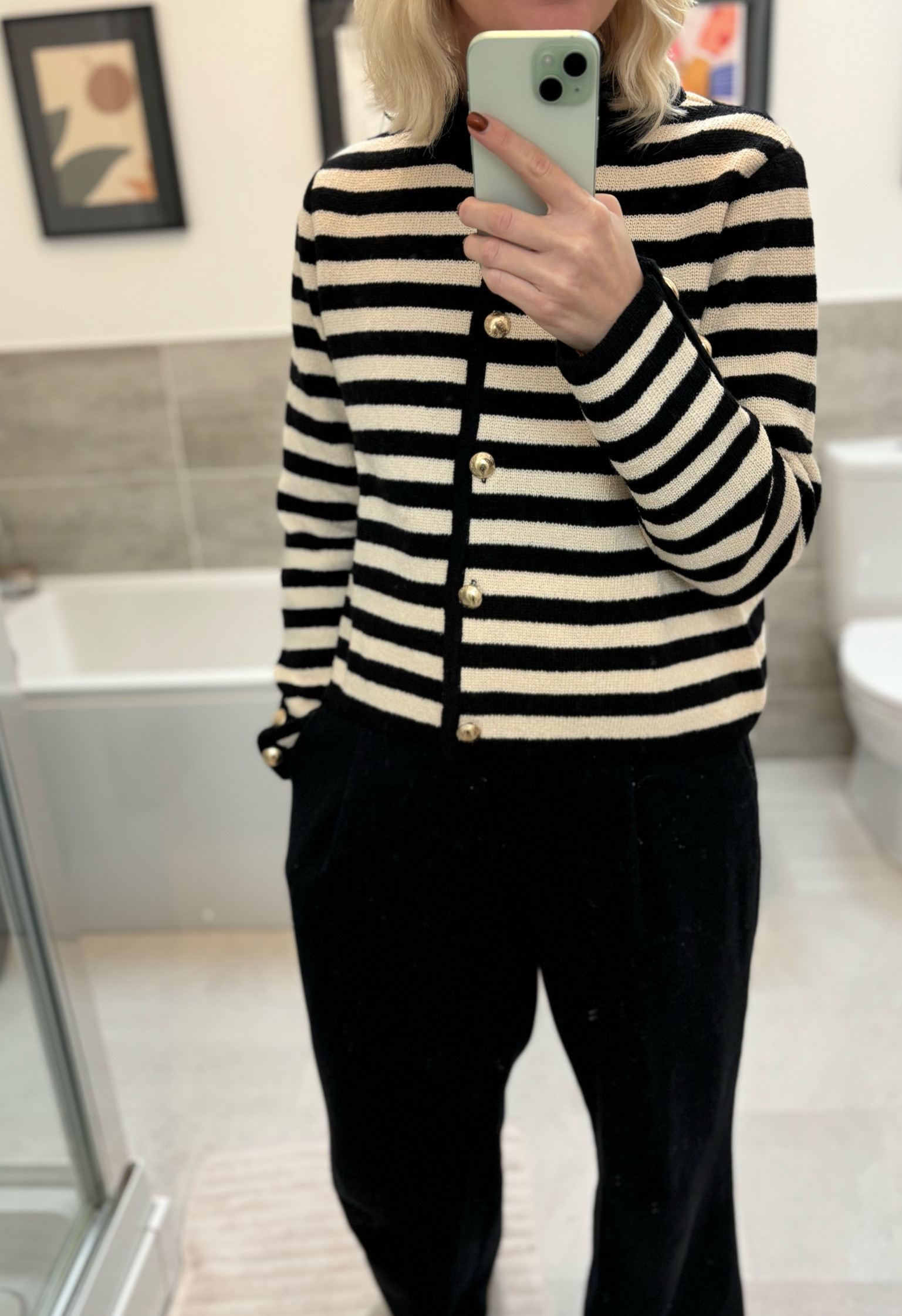 Is this the world’s most perfect cardigan? 

#LTKfindsunder50 #LTKstyletip #LTKSeasonal