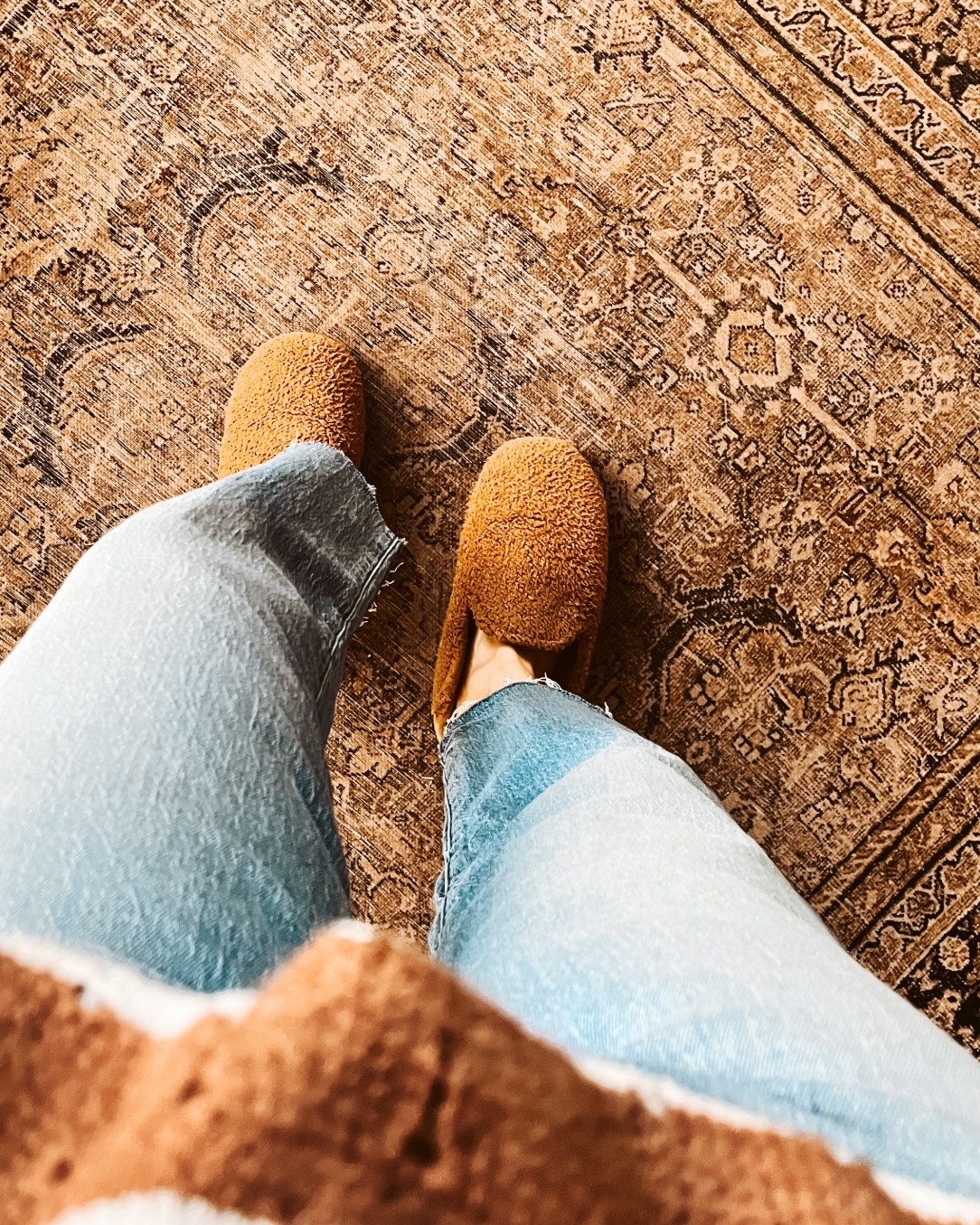 Happy slipper season to all who celebrate!

The cozy women’s slippers I have in every color and the cropped wide leg jeans I can’t stop wearing!

#LTKStyleTip #LTKSeasonal