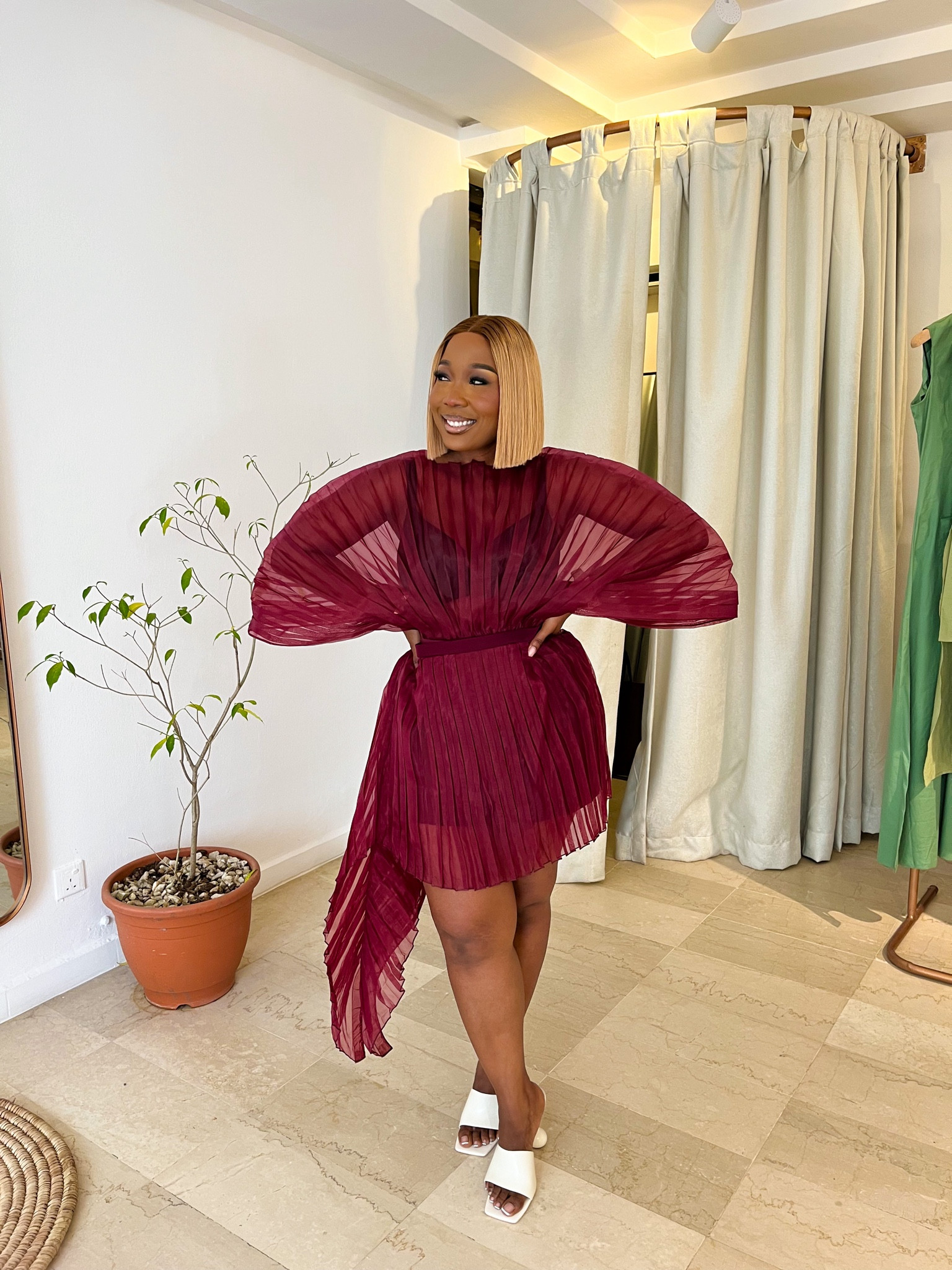 I love a good burgundy set in the Fall. This look is perfect for date night, brunch or an informal eventing