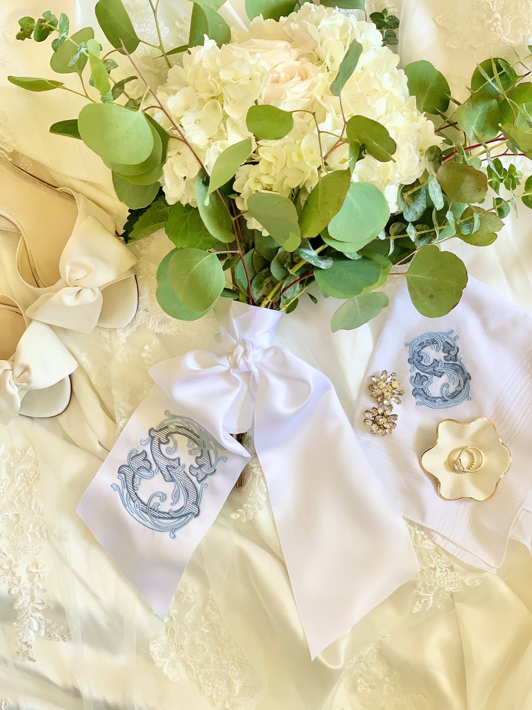 Bouquet Sash With Vintage Vine Monogram Double Faced Satin - Etsy | Etsy (US)