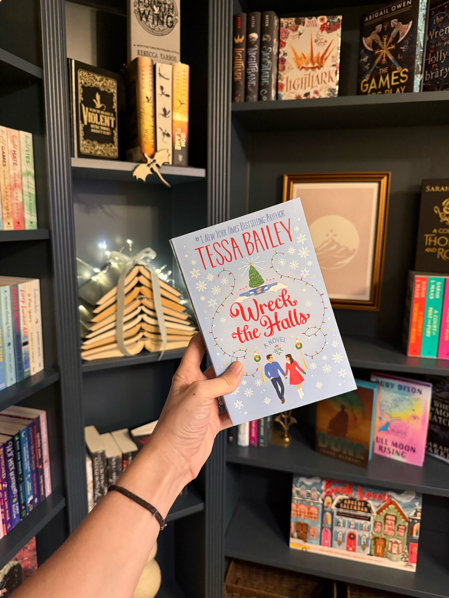 If you’re looking for a holiday book to read, here’s my top suggestions! 🎄✨📚 #booktok #bookstagram #bookish 

#LTKGiftGuide #LTKSeasonal #LTKHoliday