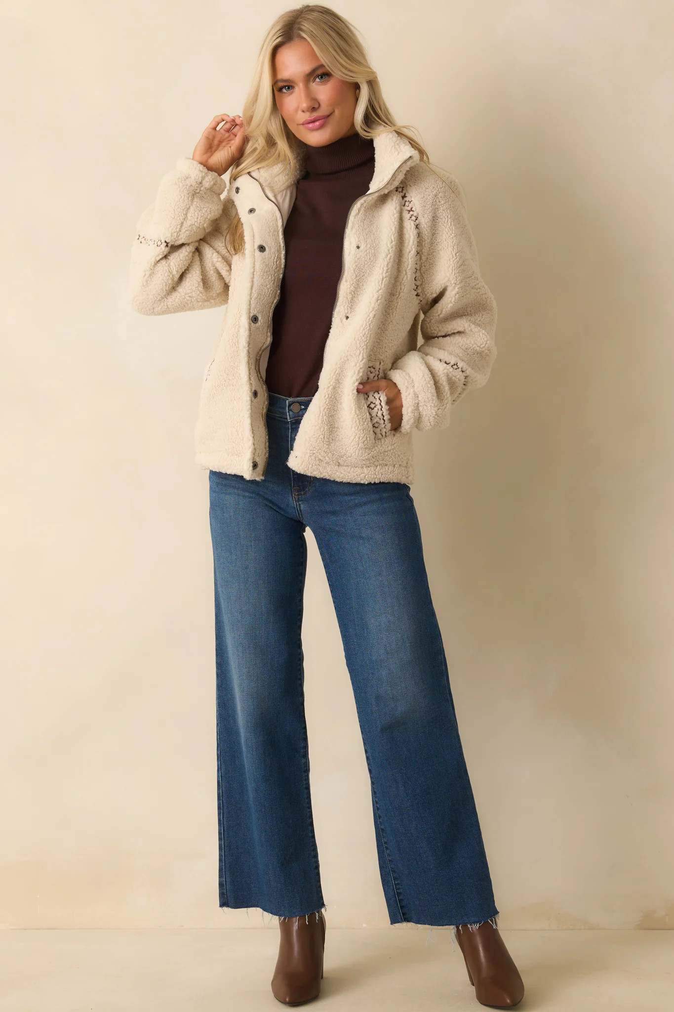 Thread & Supply Ivory Sherpa Denver Jacket | Red Dress