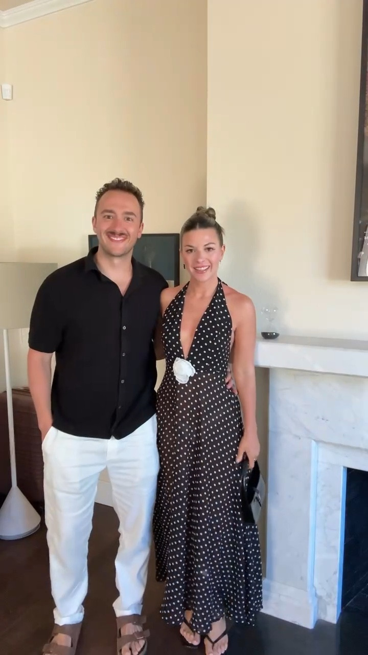 Cupshe black and white polka dot opera event dress wearing a small

Dibs code: Emerson [unbothered bronze]
Cupshe code: chic15 or chic20
Electric picks code: emerson20
Colleen code: emerson20

Opera dress
Summer event
Wedding guest
Swim coverup
Black polka dot
Sheer dress
Resortwear
Vacation dress


#LTKParties #LTKSeasonal #LTKWedding