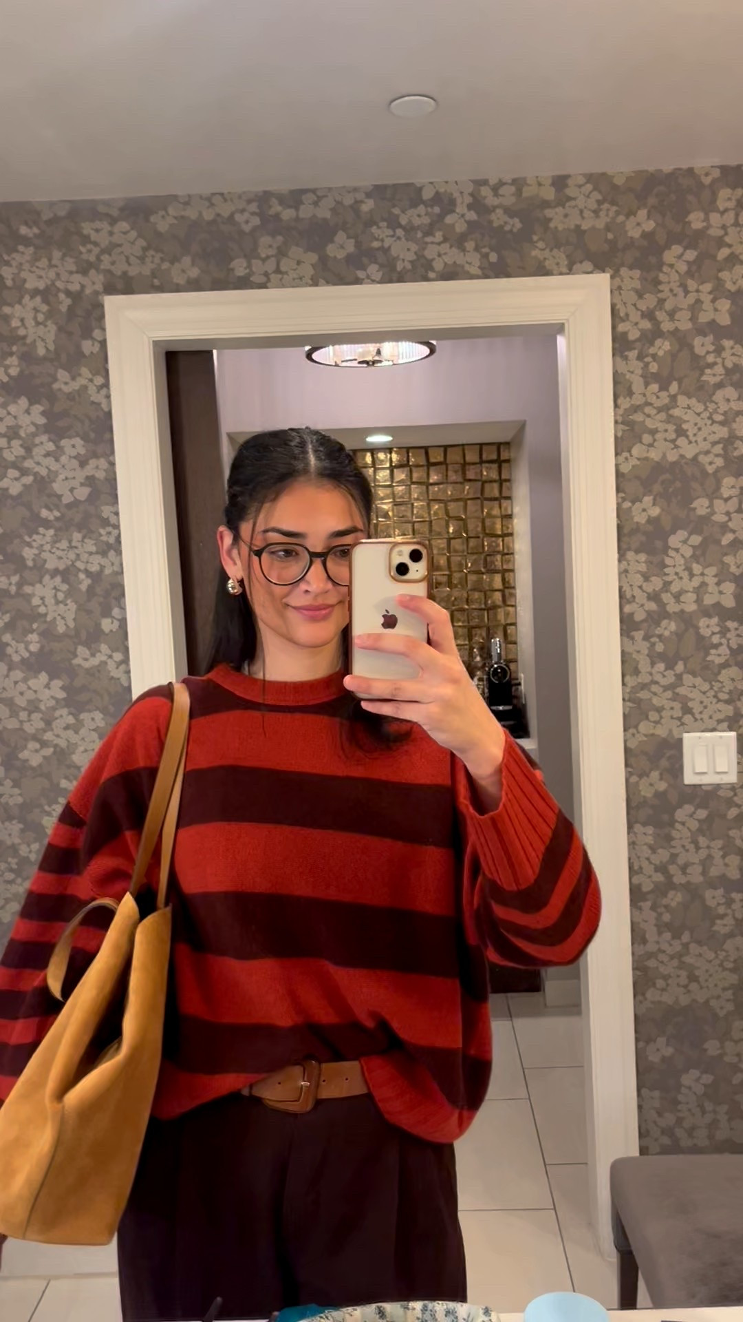 Loving my new sweater

#LTKWorkwear #LTKgrwm #LTKdayinmylife