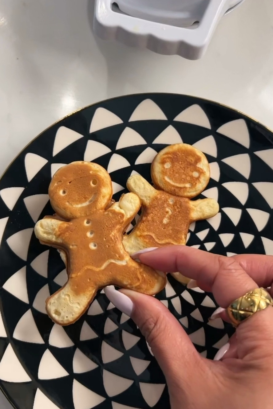 The cutest Christmas gingerbread man waffle maker 

#LTKSeasonal #LTKGiftGuide #LTKHoliday