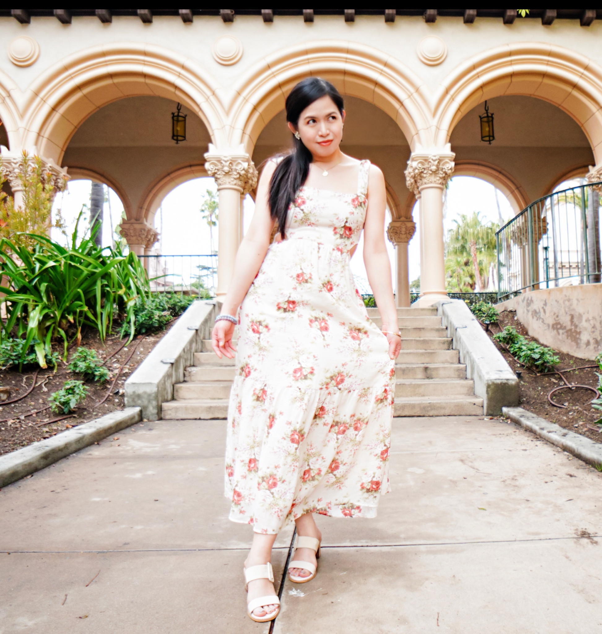 Need the cutest wedding guest dress this season? I got ya😉 This dress is super cute with with a tie back detail, super comfy perfect for warm weddings. Wearing a size S could’ve gotten an XS but it works great too!😘😘 The rose print is so much prettier in person!🤗👏🌹🌹Shoes are a few years old linked similar style below😌






#morninglavender #weddingguestdress #dressesunder100 #floraldress #dress #maxidress #springdress #springstyle #tiebackdress #specialoccasiondress #dressstyle #springfashion

#LTKSeasonal #LTKunder100 #LTKwedding