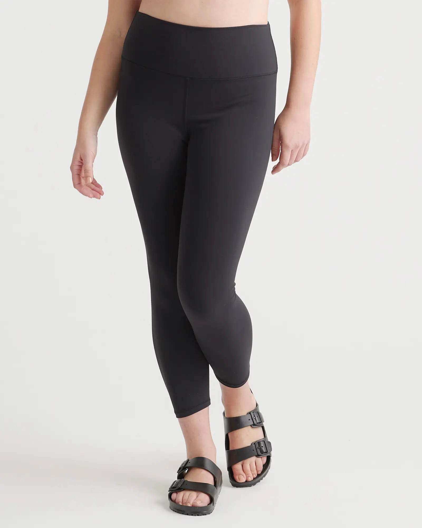 Ultra-Form High-Rise Legging in Black | Quince