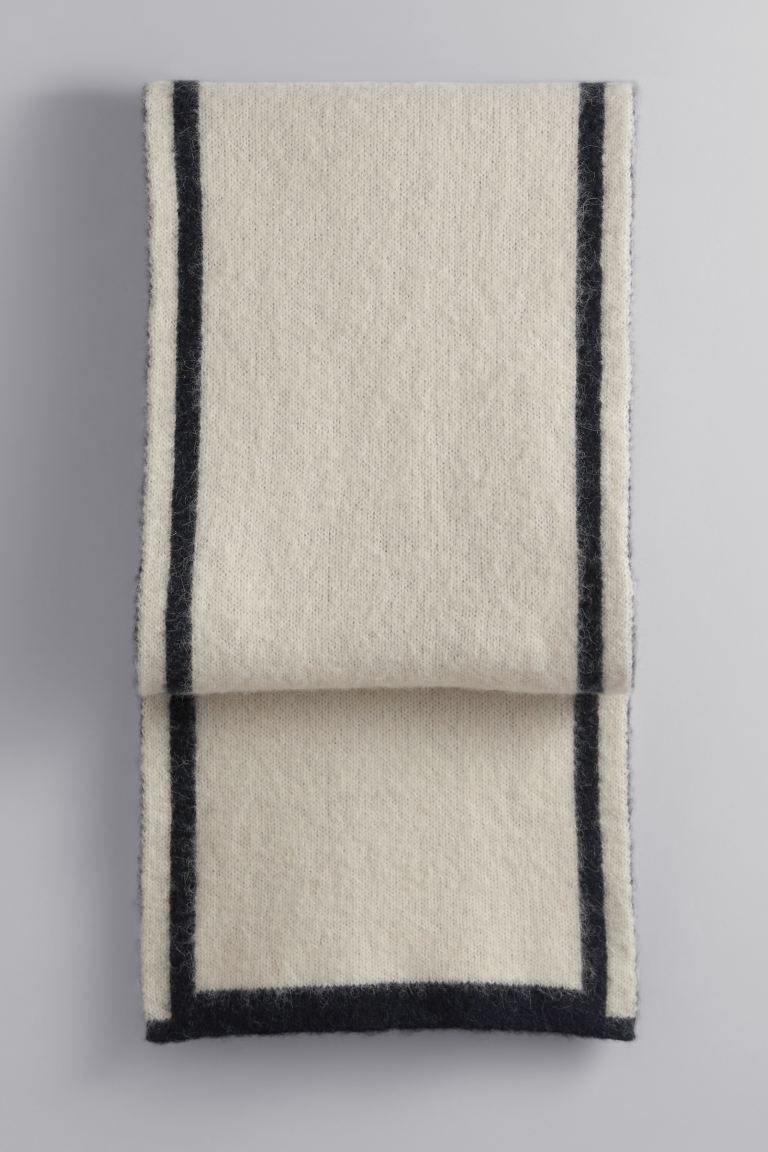 Two-Tone Knit Scarf | H&M (UK, MY, IN, SG, PH, TW, HK)