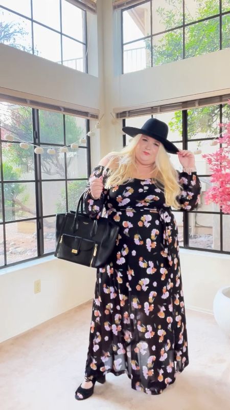 Witchy Fall outfit 

Plus size
Curvy style
Maxi floral dress