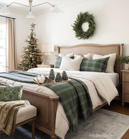Christmas bedroom decor, holiday home decor, bedroom decor for Christmas, Christmas tree, bedroom inspo #Christmas #homedecor #bedroom

#LTKstyletip #LTKhome #LTKHoliday