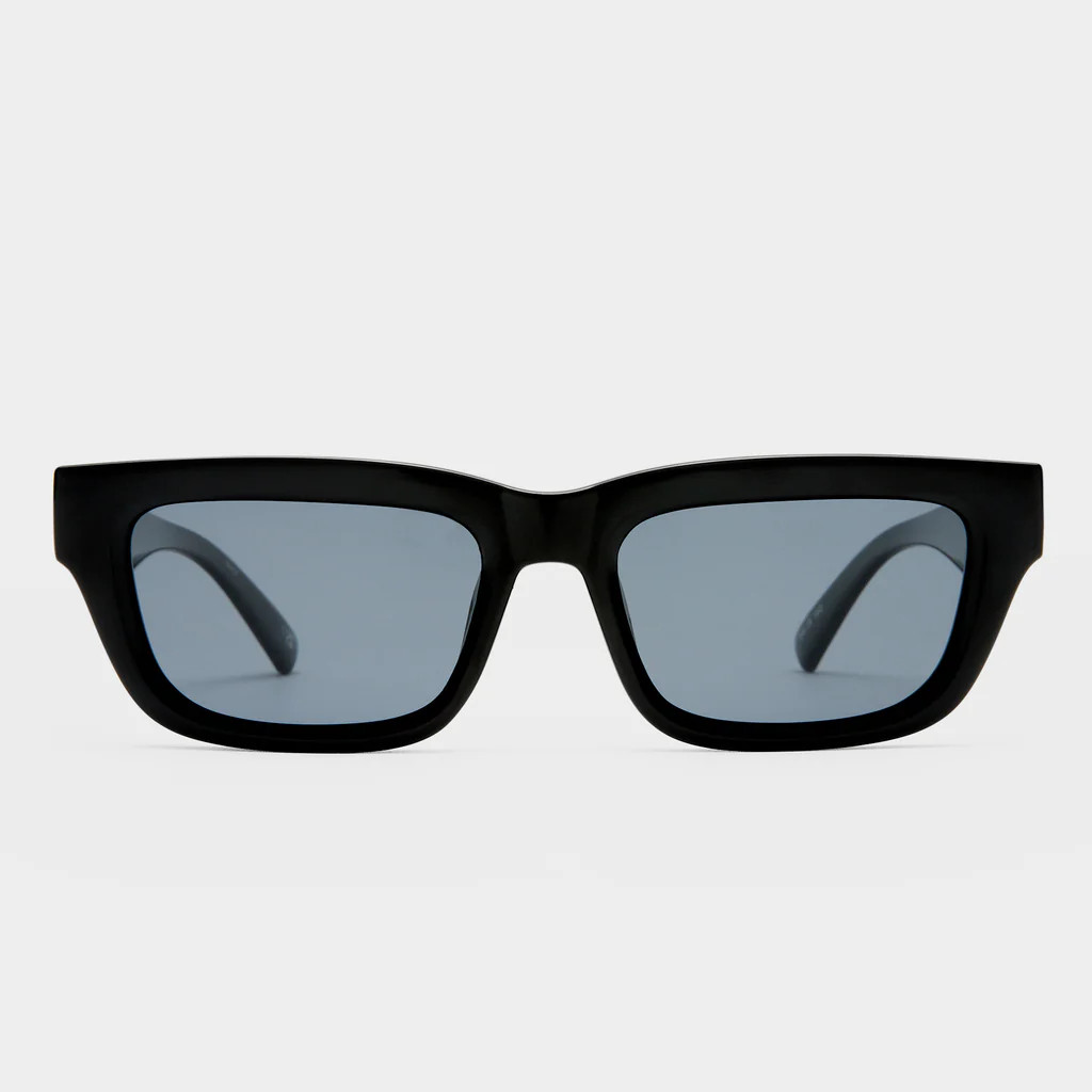 LE CASTLE | BLACK SMOKE MONO POLARIZED
  {"averageRating":"0","reviewCount":0} | Le Specs (US)