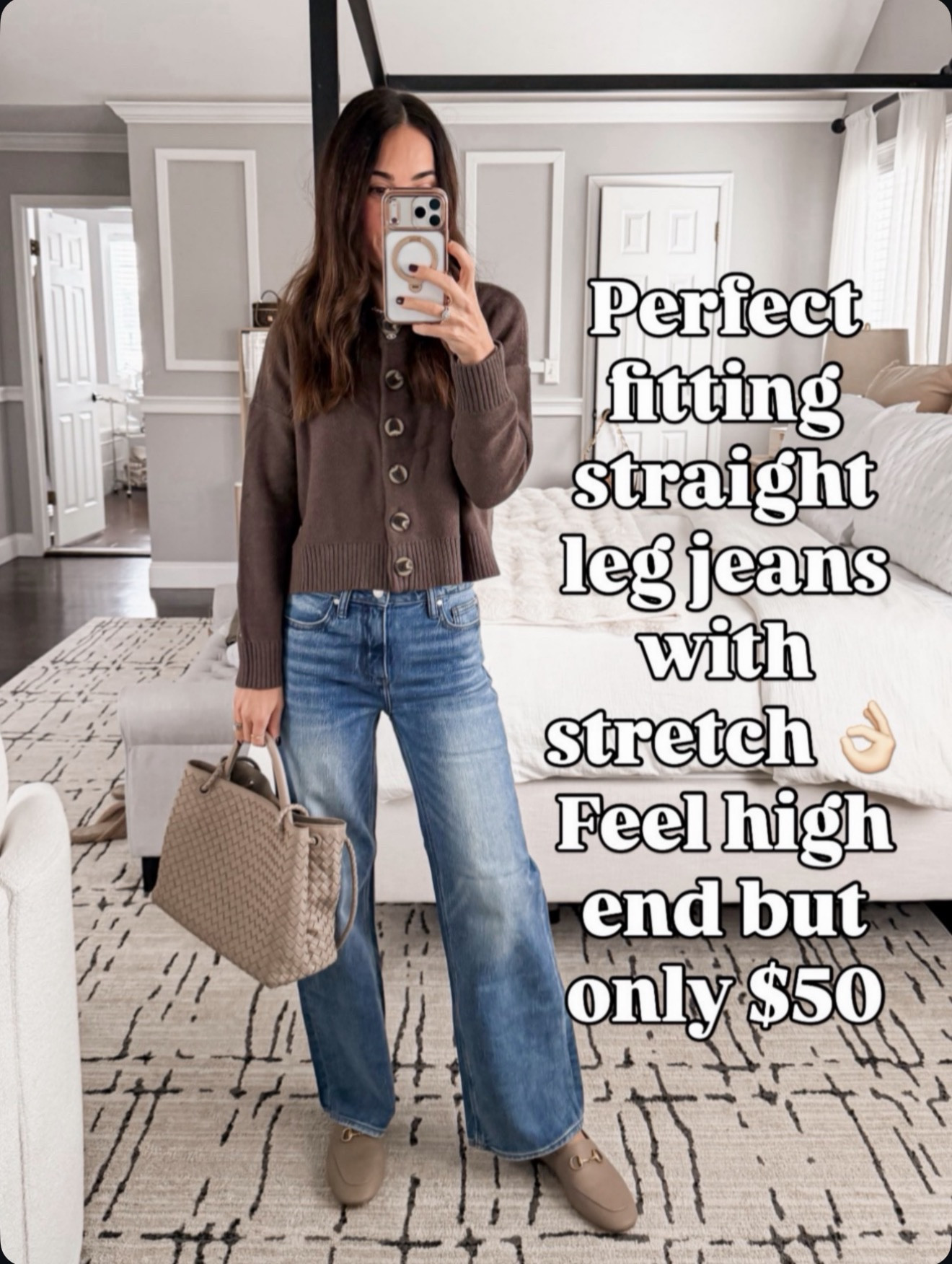 Perfect fitting straight leg jeans with stretch 🙌 feel high-end but only $50 🔗⬇️

#LTKmomlife #LTKSeasonal #LTKOver40