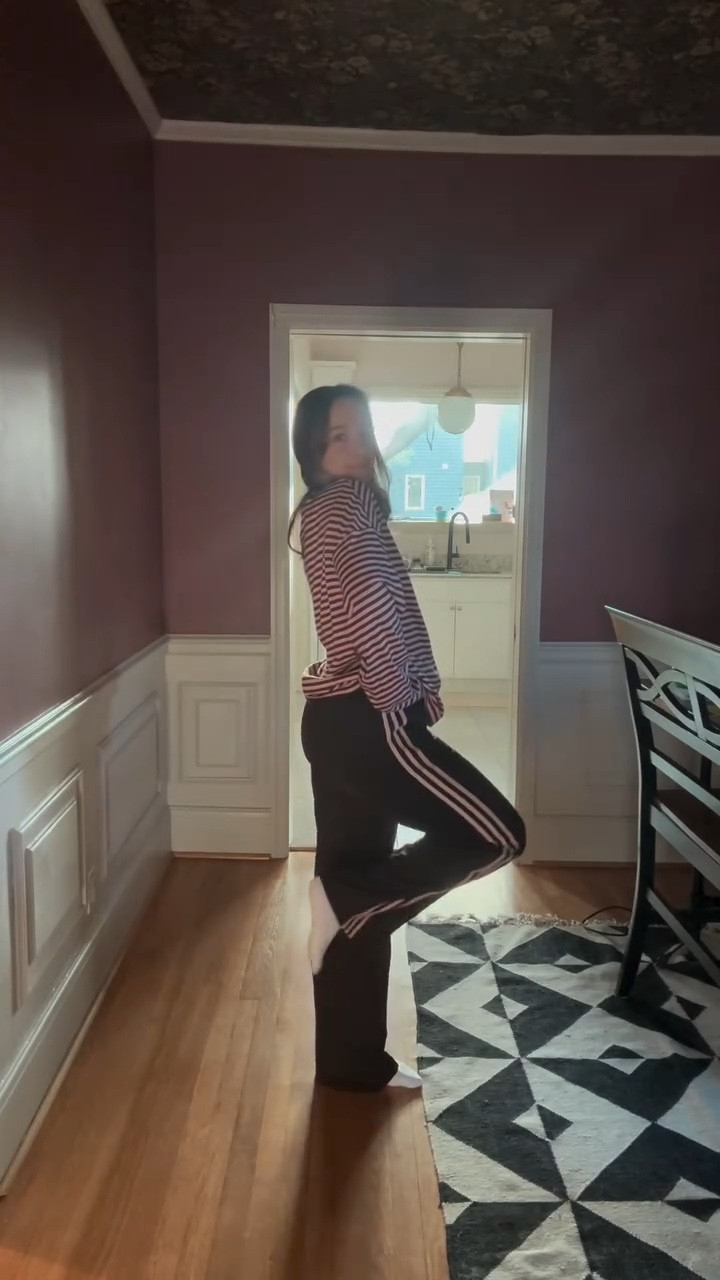 Airport Outfit ✈️💭 #adidas #trackpants #packing

#trackpants #packing #iceland