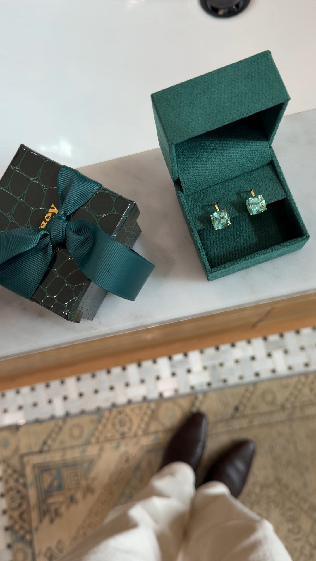 Dorsey is always a good idea! 



#LTKGiftGuide #LTKOver40 #LTKHoliday