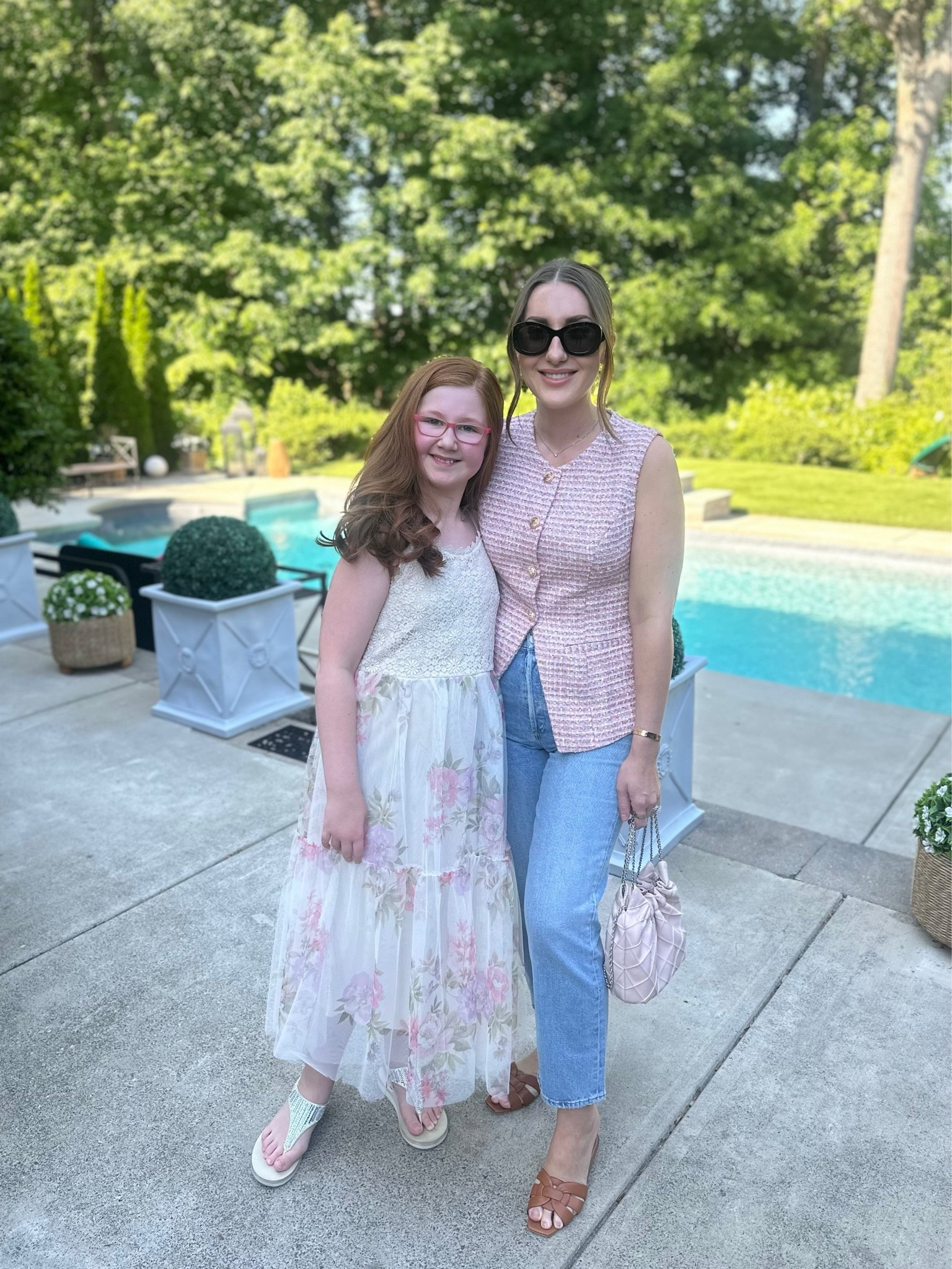 Livi graduated 5th grade! 🥹💕 where does the time go?
Vest medium
Jeans tts 27