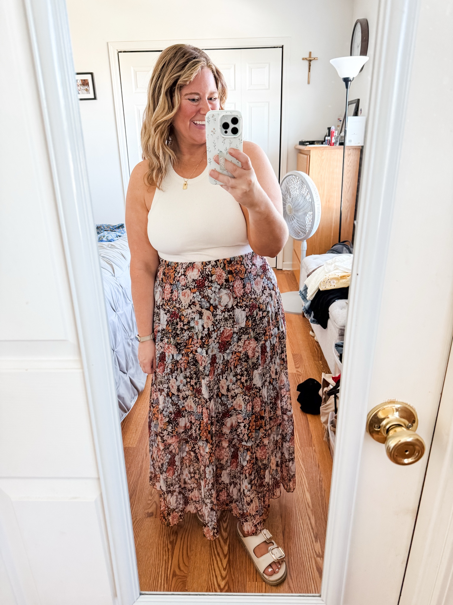 Wearing an XL in my tank with a built in bra and an XL in my maxi skirt

#LTKMidsize #LTKBump #LTKmomlife