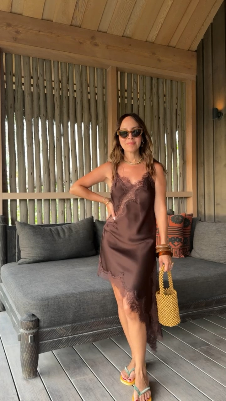 Hawaii dinner look (night 3) — with the cutest cohost 🐚🌺

#LTKTravel #LTKStyleTip #LTKSeasonal