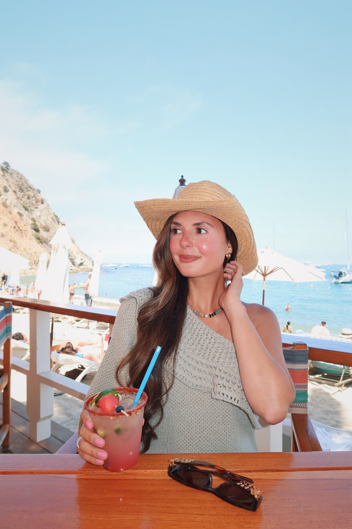 Catalina Island inspo 🏝️🥥☀️Sun

#LTKTravel #LTKFindsUnder100 #LTKSeasonal