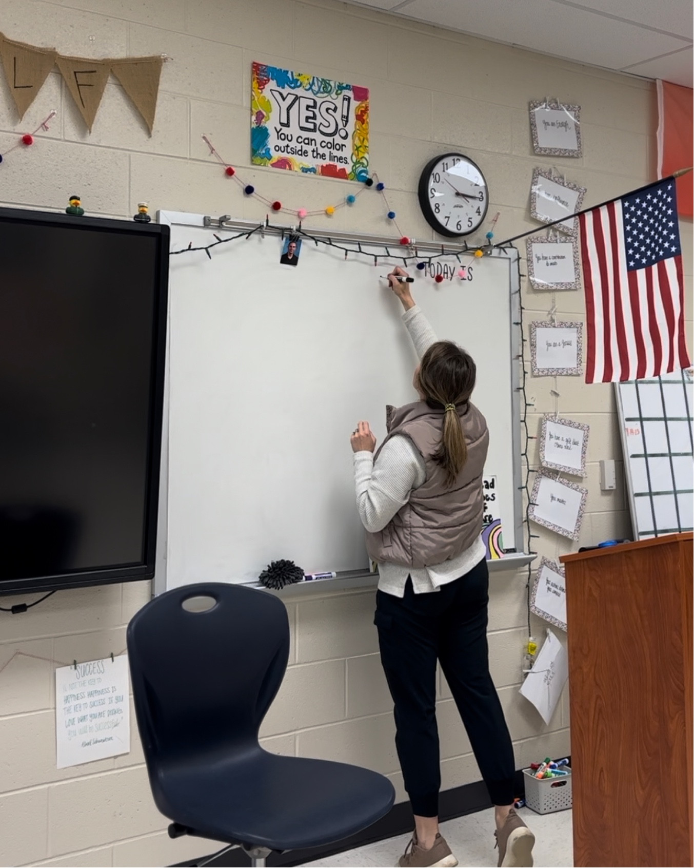 Casual teacher workday outfit! Casual wear! Athletic joggers - so cozy - true to size, wearing size small, and Allbirds - the comfiest everyday sneaker! Puffer vest on major sale from Amazon! 

#LTKfindsunder50 #LTKsalealert #LTKfindsunder100
