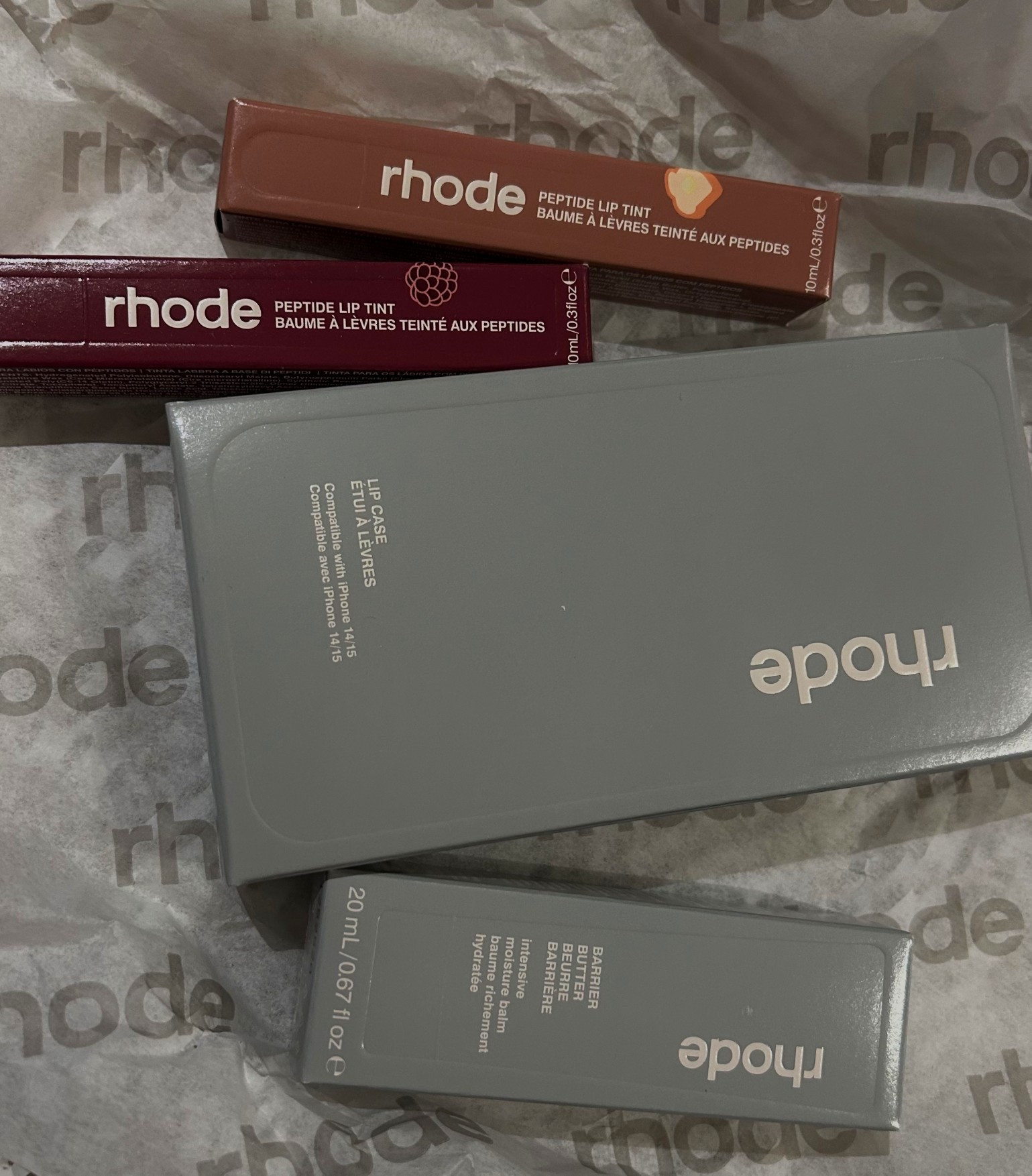 Rhode> 🫧
#rhode #rhodephonecase #lippie 
#aesthetic 

#LTKgiftguide #LTKcanada #LTKbeauty