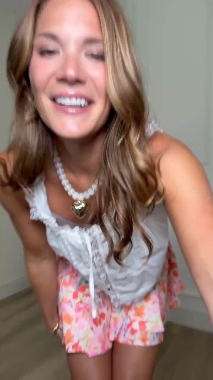 These floral shorts have the prettiest flowy shape, so they almost look like a skirt while still giving you the coverage and comfort of shorts. I paired them with a white lace tank for an easy summer outfit that feels feminine without being fussy.

Wearing a L, could size down 

Floral shorts, flowy shorts, skort look, white lace tank, summer outfit, vacation style, casual feminine outfit, tall girl fashion, warm weather outfit, StangandCo

#LTKootd #LTKSeasonal #LTKTall