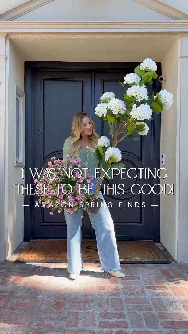 Spring refresh but make it zero maintenance 
These faux outdoor plants seriously surprised me… I was not expecting them to look this real. No watering, no fading, no drama — just instant curb appeal. 

#LTKHome #LTKSeasonal #LTKvlog