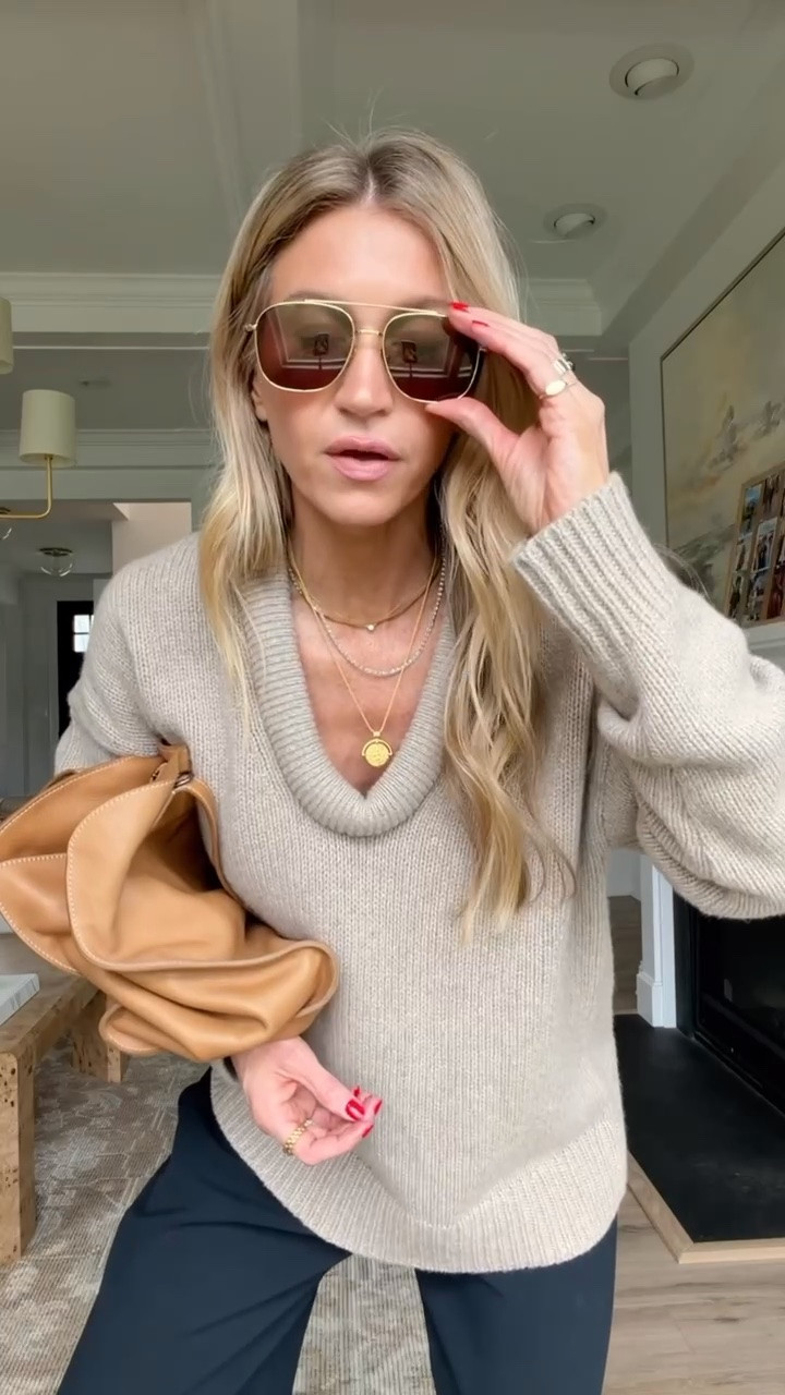 My favorite slouchy sweater!

#LTKootd #LTKgrwm #LTKSeasonal