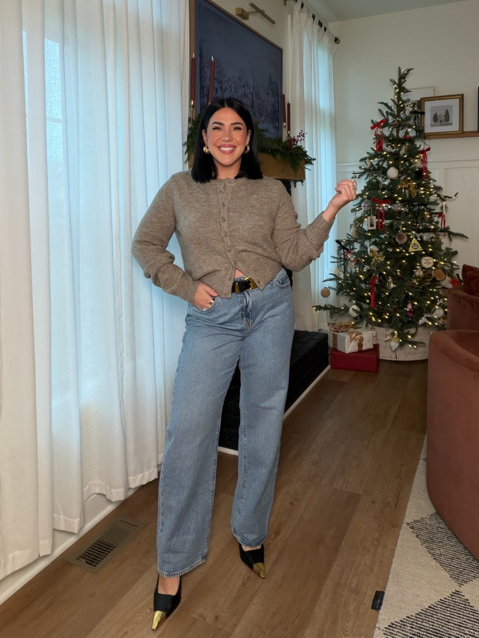 Dynamite is new to me but they have the best stuff for super reasonable prices. This is the cutest cardigan and it's so cozy & soft. These jeans are amazing, high waisted and soft.

Size L /30  

#LTKSeasonal #LTKootd #LTKMidsize