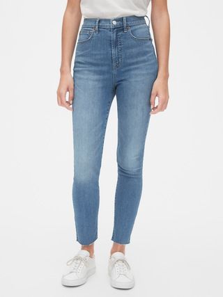 Sky High True Skinny Jeans with Secret Smoothing Pocket | Gap (US)