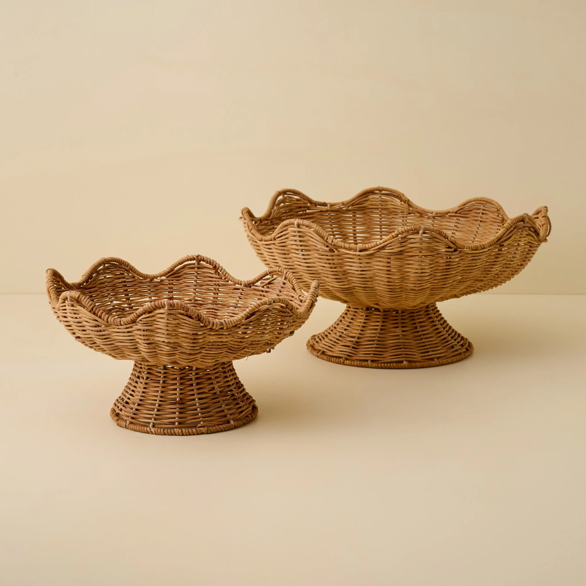 Rattan Scallop Bowl | Magnolia