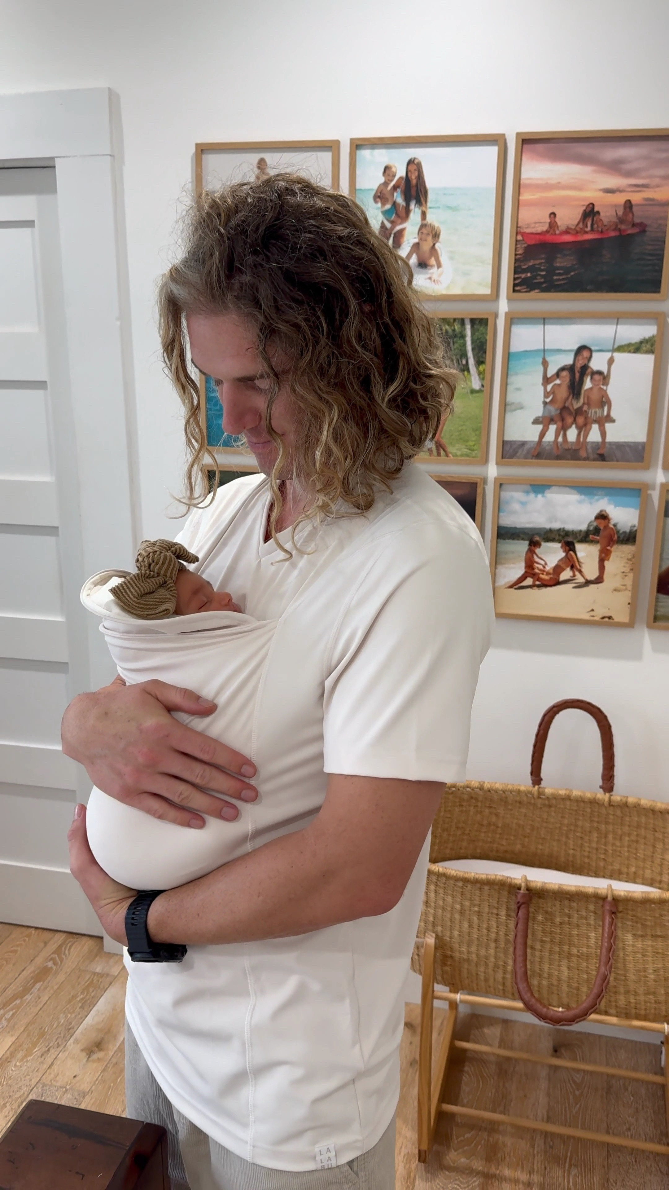 This shirt is the best dad carrier and so cute 🥺

#LTKKids #LTKMens #LTKFamily