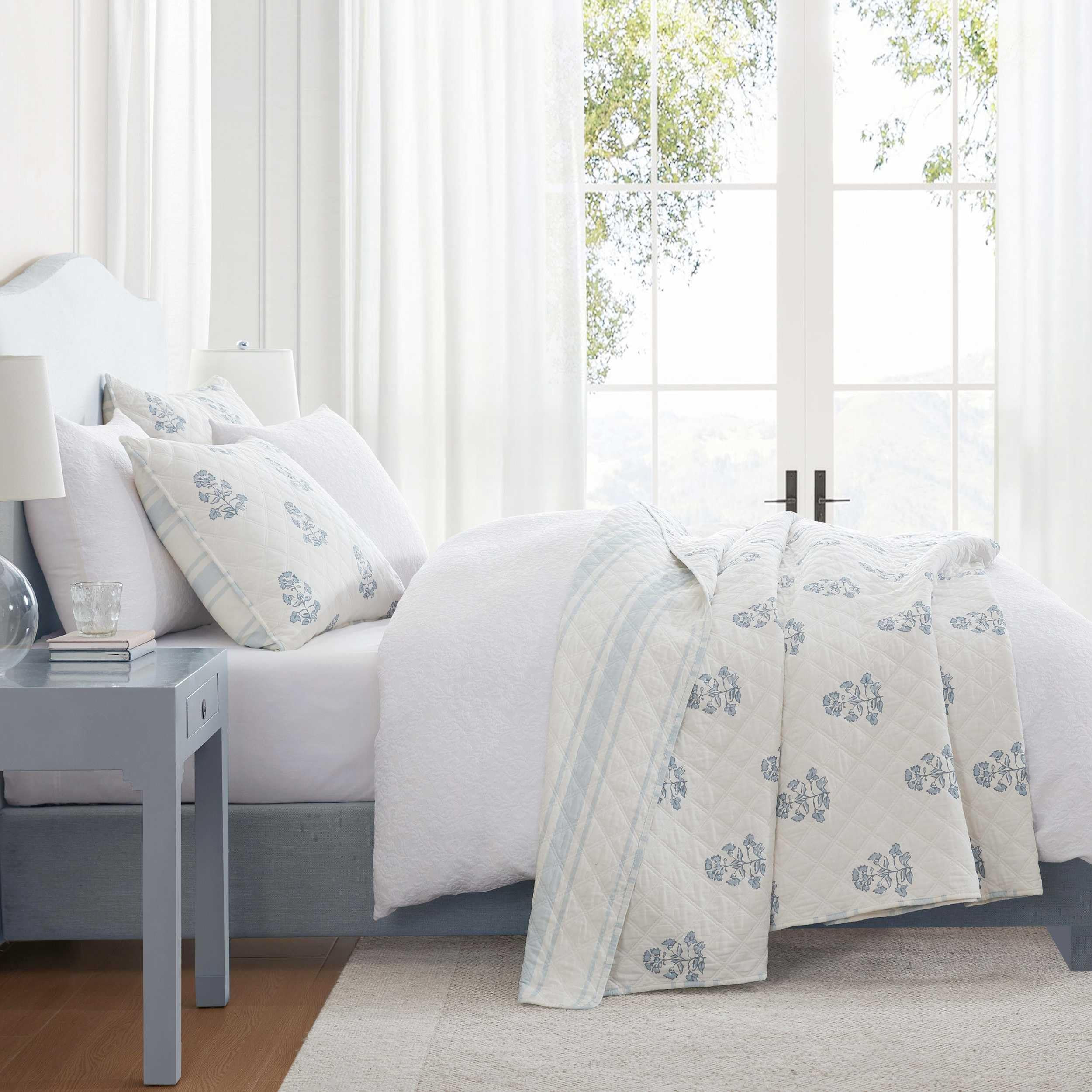Martha Stewart - Queen Quilt Set, 100% Cotton Reversible Bedding Set, Incredibly Soft Feel for Ye... | Amazon (US)