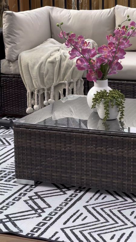 Shop my outdoor Loma White Rug to transform your outdoor oasis with the classic charm. 😃

#LTKsalealert #LTKhome #LTKstyletip

#LTKStyleTip #LTKVideo #LTKHome