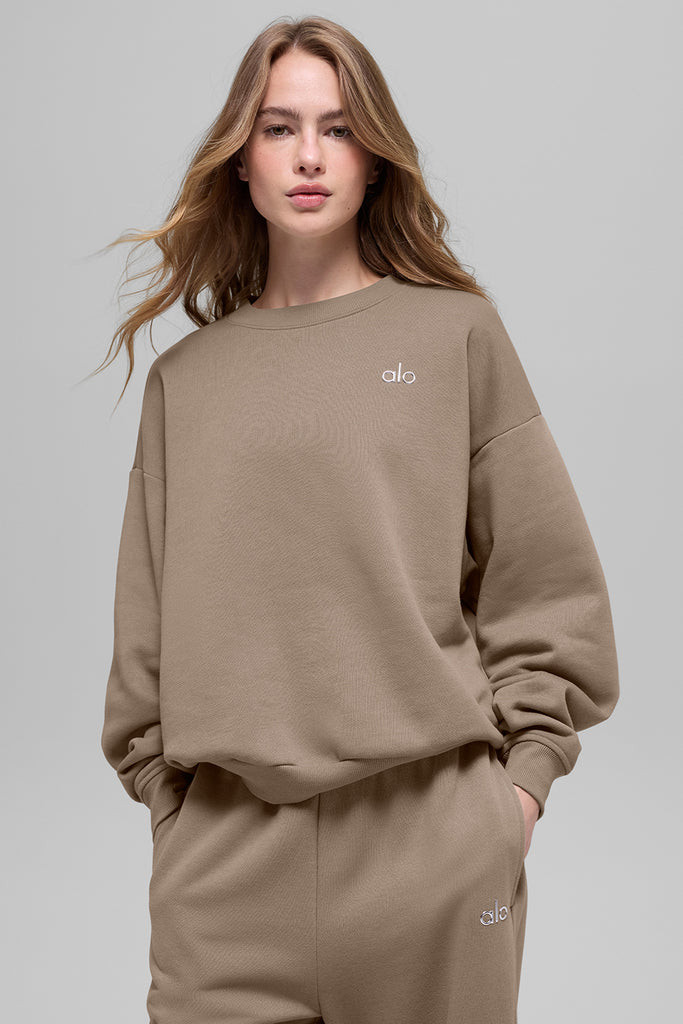 Accolade Crew Neck Pullover | Alo Yoga (US)