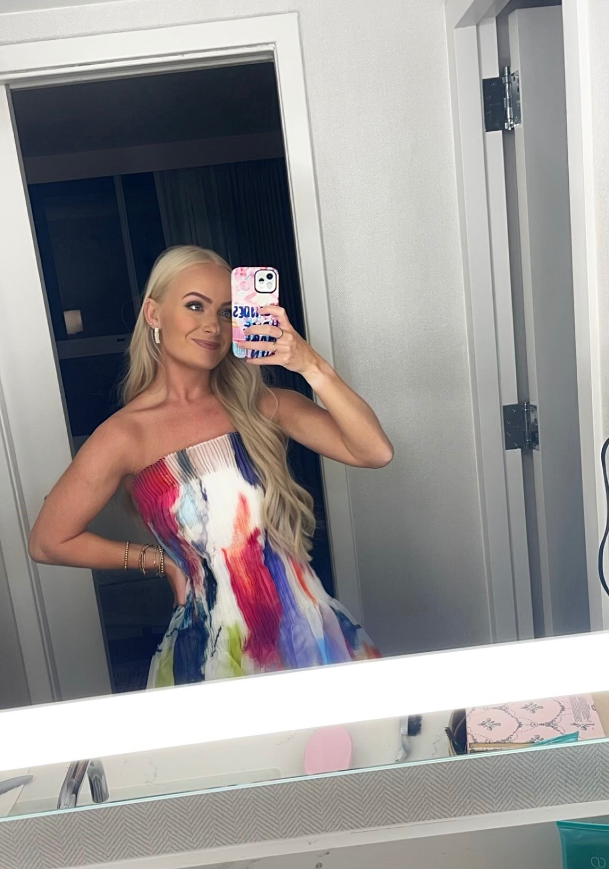 One of my favorites! 👗 The AJE Celestial Pleated Organza Sleeveless Mini Dress is such a flattering, girly, and perfect spring/ summer dress!! DM me on instagram @drkatiestyle if you’re looking to purchase this— I have one for sale! 