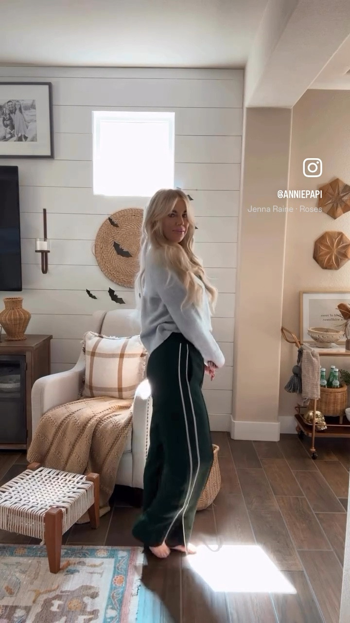 My favorites from the Abercrombie LTK Sale! Use code AFLTK at checkout for 20% off! 

#LTKstyletip #LTKSeasonal #LTKsalealert