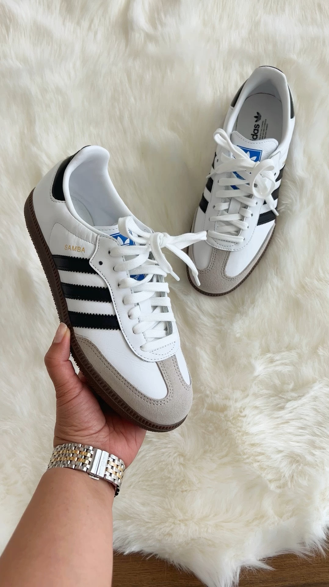 Adidas Samba Sneakers! Sizing is different so make sure you size down. I normally wear a women’s size 7.5 or 8 depending on the brand and I wear these sambas in a size 7.

Sneakers, Adidas sambas, adidas samba sneakers, sambas, white sneakers, casual shoes, casual sneakers, fashion sneakers, walking shoes, shoes for Europe, Europe sneakers, neutral sneakers, fall shoes, fall sneakers, back to school shoes, back to school sneakers 

#LTKBacktoSchool #LTKShoeCrush #LTKVideo