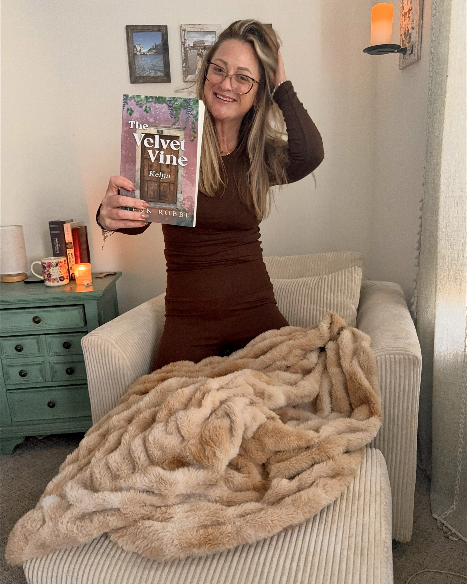 The perfect set to read my book in! 📖  

5’2 130 lbs wearing a small 

#LTKdayinmylife #LTKSeasonal #LTKselfcare