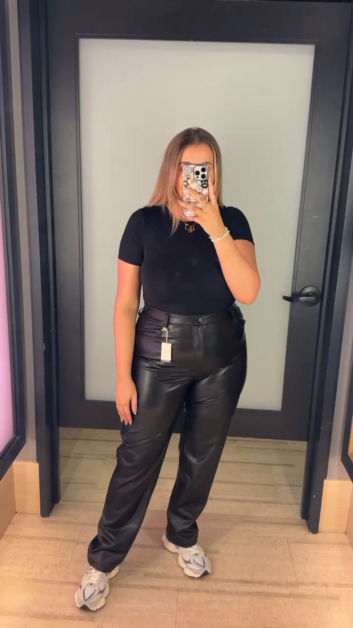 Abercrombie top bottoms faves leather trousers tailored trousers jeans plus size curve range 20% off #ltkgift

#LTKeurope #LTKsalealert #LTKplussize