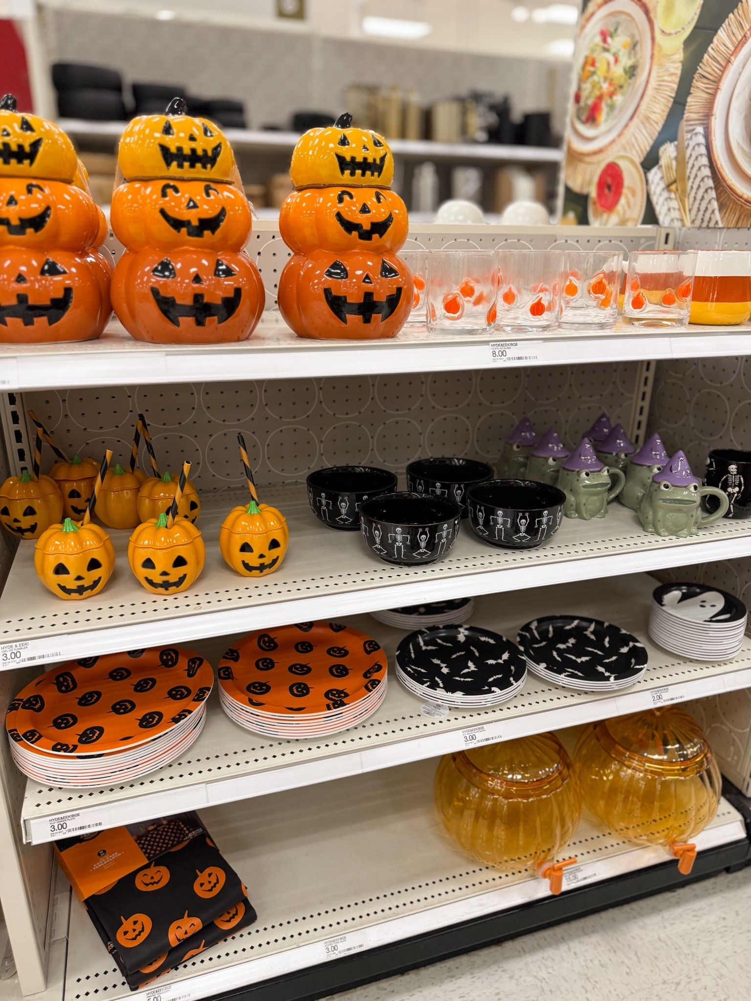 Halloween Kitchen finds! 

target finds, spooky season, pumpkin

#LTKHome #LTKSaleAlert